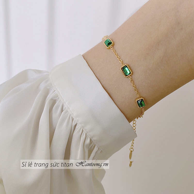 Vòng tay nữ titan không gỉ mặt đá xanh bảo lục thời trang thanh lịch mẫu mới