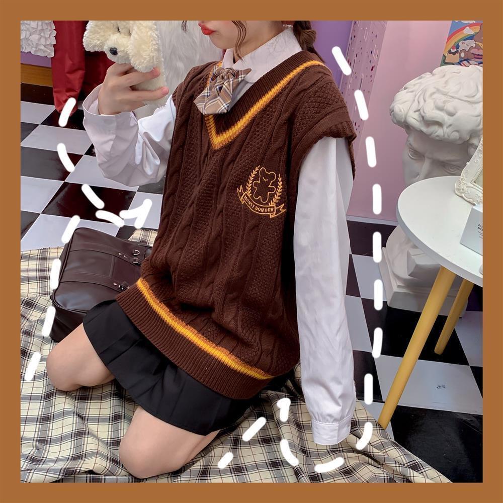 Set Áo Sơ Mi + Áo Len Không Tay Dáng Rộng Họa Tiết One Piece Thời Trang Xuân Thu | BigBuy360 - bigbuy360.vn