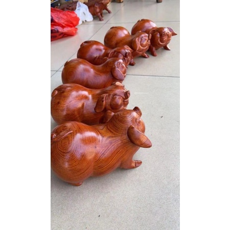Tượng con lợn gỗ hương 20cm