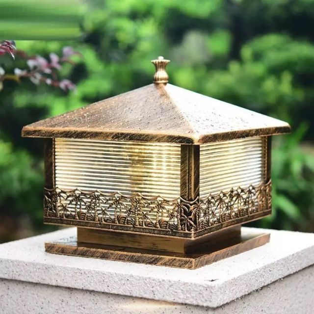 Đèn trụ cổng cây dừa màu đồng, phi 200, 250, 300. Tặng kèm bóng LED.