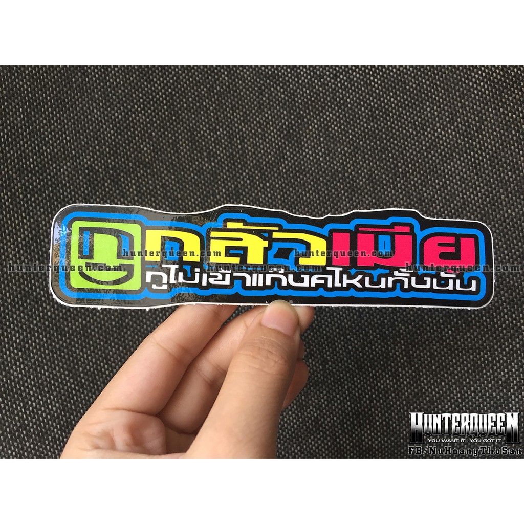Logo chữ thái 7 màu. Sticker Thái, hình dán chống nước. Tem trang trí xe máy, vali, nón bảo hiểm, điện thoại, laptop…