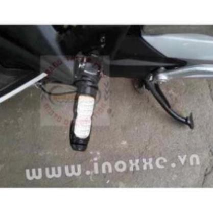 Gác chân kiểu lắp xe máy