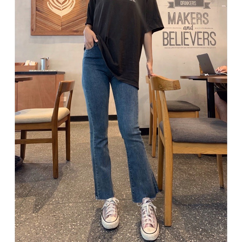 Quần jeans ống loe co dãn cạp cao