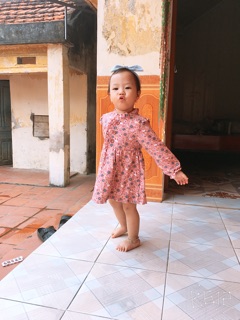 Váy hoa nhí cho bé(hàng săn sale-ảnh thật hình cuối)