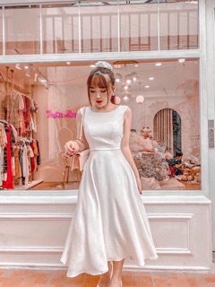 ĐẦM TRẮNG NƠ LƯNG