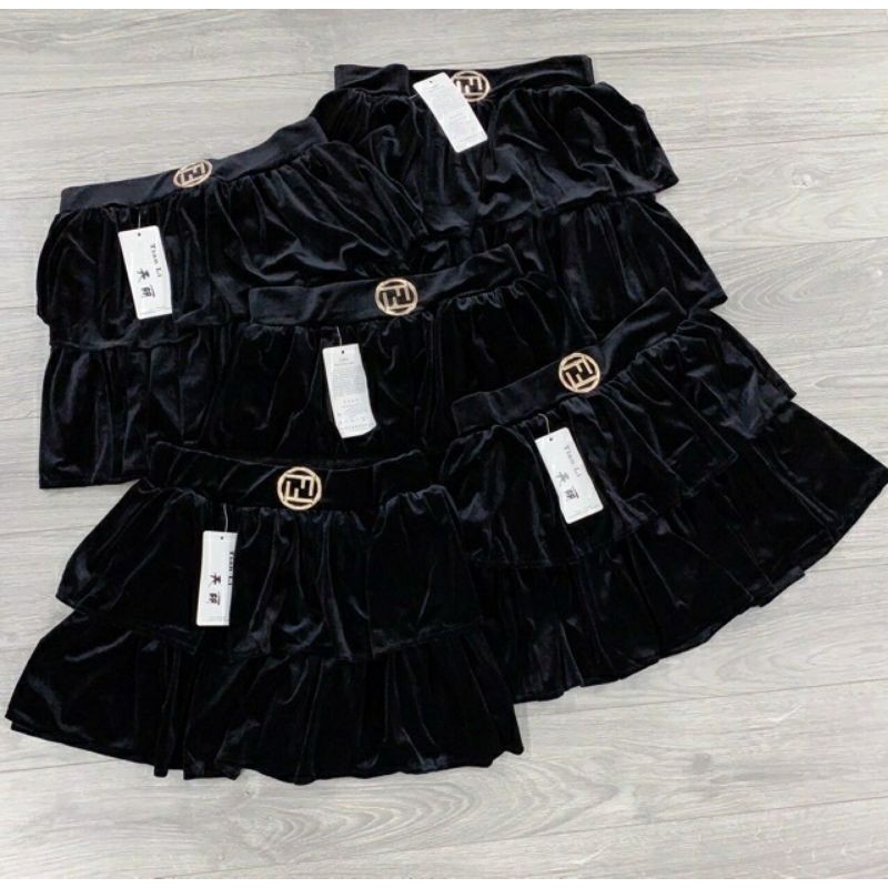 CHÂN VÁY NHUNG 2 TẦNG SANG CHẢNH MỀM MẠI! Chân váy nhung!!!!!! | BigBuy360 - bigbuy360.vn