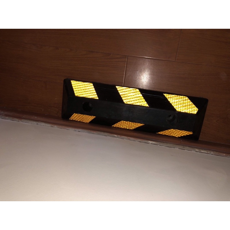Chặn lùi xe cao su 500mm và 560mm