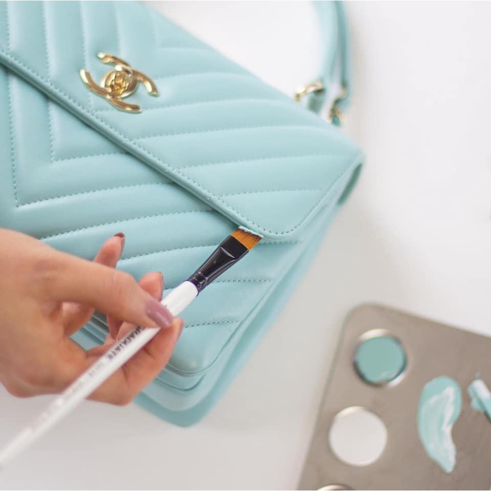 Màu sơn túi hãng Furniture Clinic Vương Quốc Anh giúp sửa chữa và phục hồi túi da giày da hàng hiệu - Leather Paint