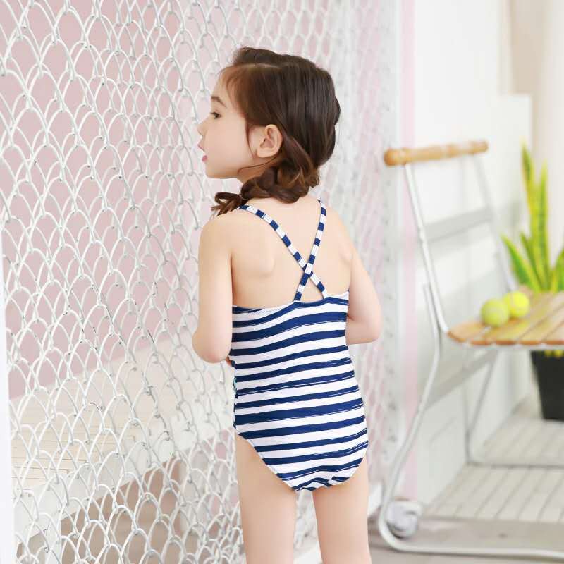 Đồ bơi bé gái xinh xắn - họa tiết tiên cá | BigBuy360 - bigbuy360.vn