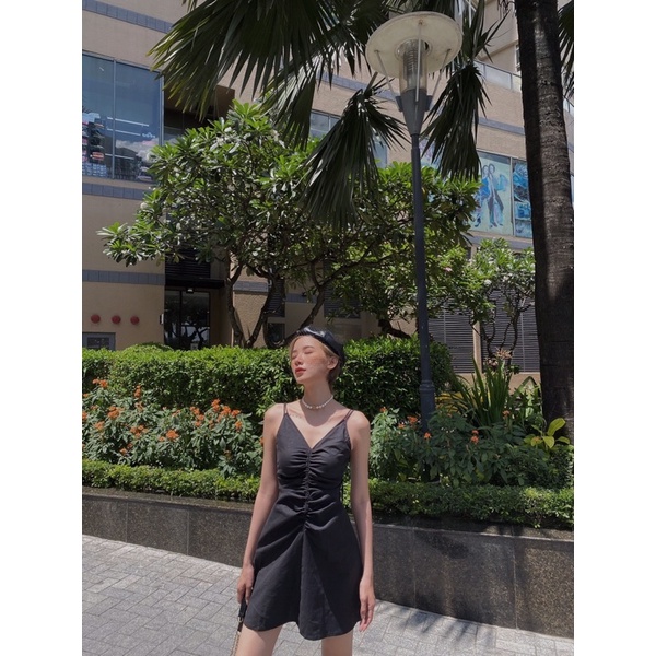 Jee- Black Narla dress- Đầm đen rút nhún