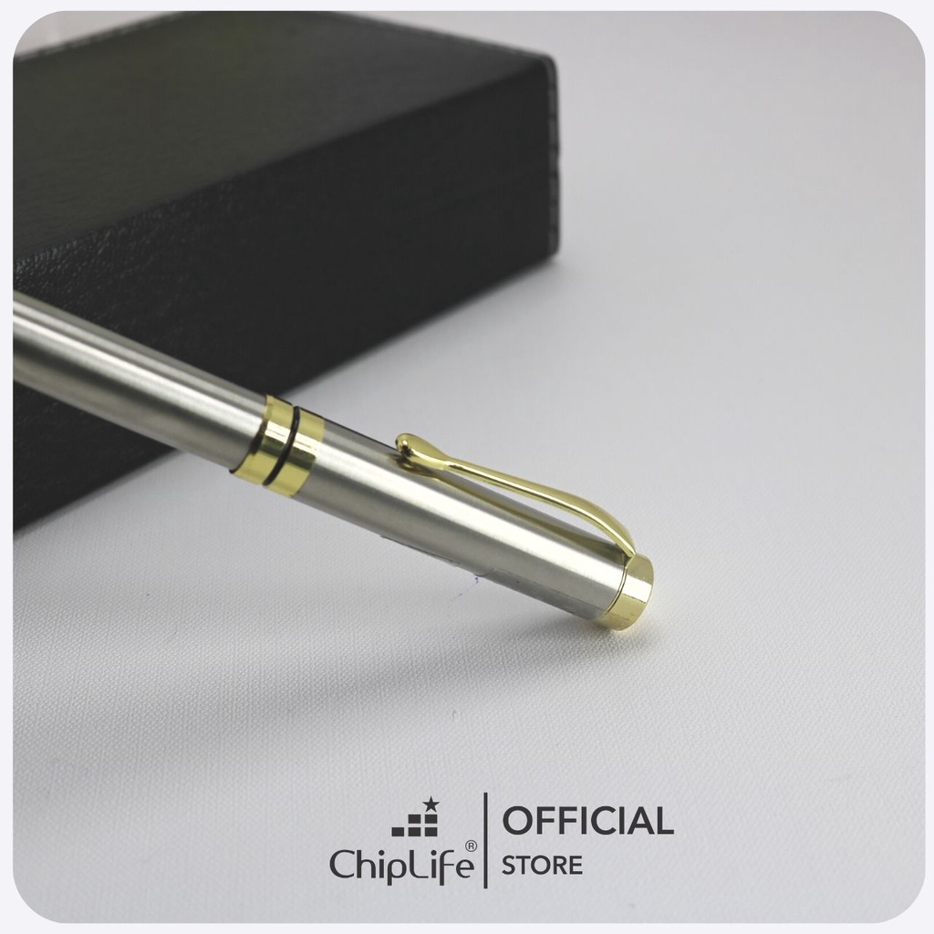 Bút kim loại khắc tên theo yêu cầu CHIPLIFE bạc viền vàng P027BV - Ngòi 0.5mm mực xanh