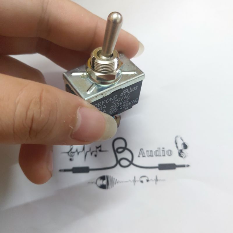 Công tắc gạt kiểu marshall hàng tháo máy loại xịn màu vàng và bạc