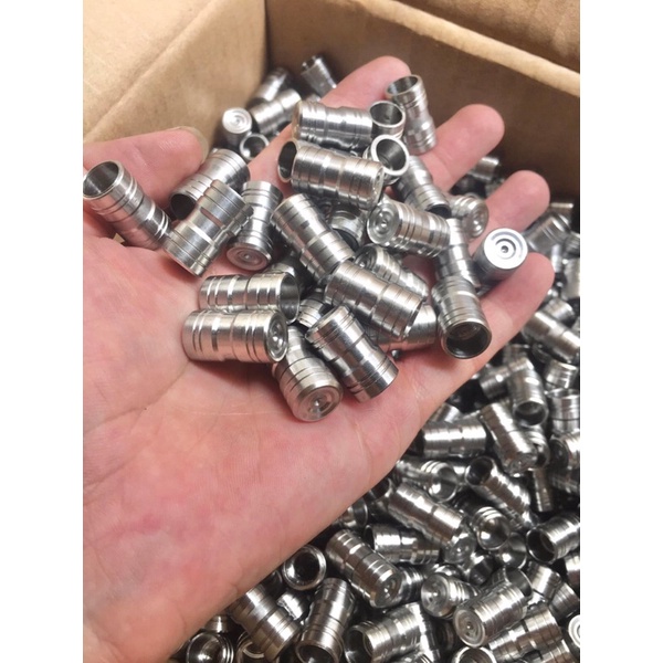 Van vòi inox 304 mẫu thái gắn cho mọi loại xe trừ xe Tank QU17