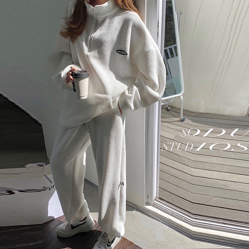 Bộ đồ thể thao thời trang xuân thu mới 2021 | BigBuy360 - bigbuy360.vn