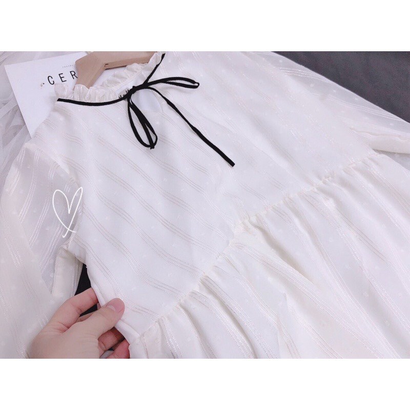 Váy babydoll voan hạt bông nơ cổ Junnie Closet Đầm xòe tay bồng đính hạt 2 màu be trắng | BigBuy360 - bigbuy360.vn