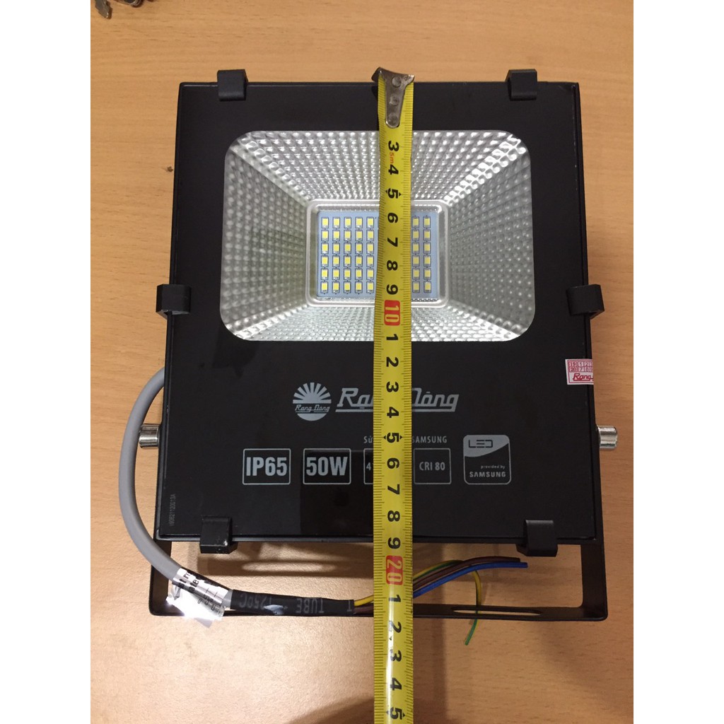 Đèn pha ngoài trời led Rạng Đông CP06 50W, chip LED SamSung, chống nước IP65, Tuổi thọ 20.000h