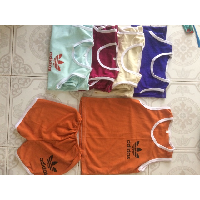 Đồ bộ cho bé. Đủ size đủ số. Đủ màu. Đủ kiểu. Co giãn thoải mái, đủ loại vải, hợp với các bé cho mùa hè ơi ơoi bức. Đẹp
