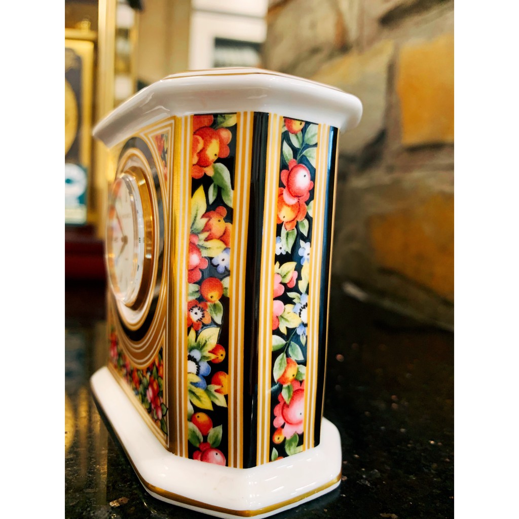 Đồng hồ để bàn WEDGWOOD máy quartz Made In England