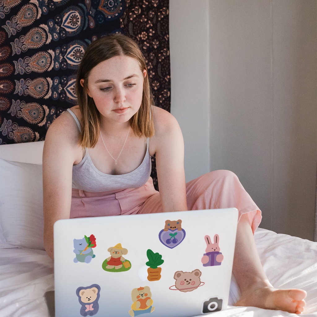 Bộ 50 Miếng Dán Chống Thấm Nước Hình Gấu Hoạt Hình Dùng Trang Trí Laptop, Xe Đạp, Ván Trượt