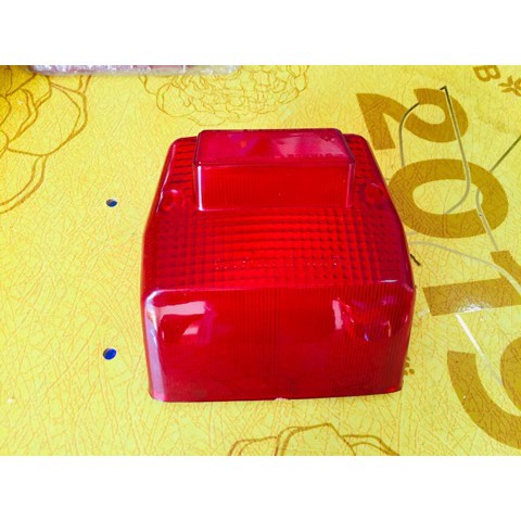 Nắp chụp hậu xe honda cub 82 DD đèn vuông