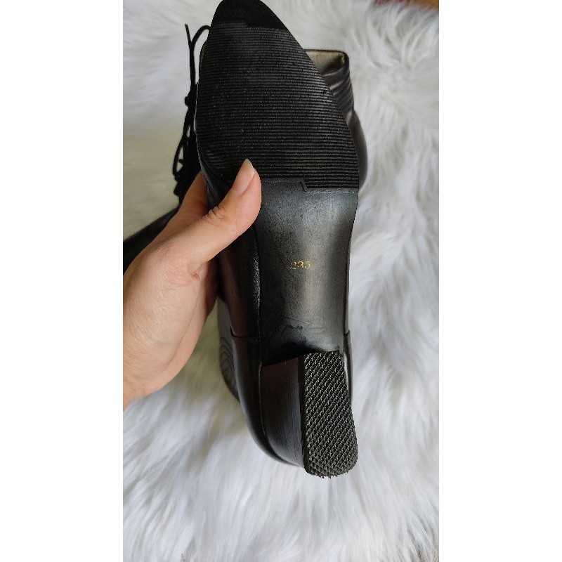 Bốt da bò size 36