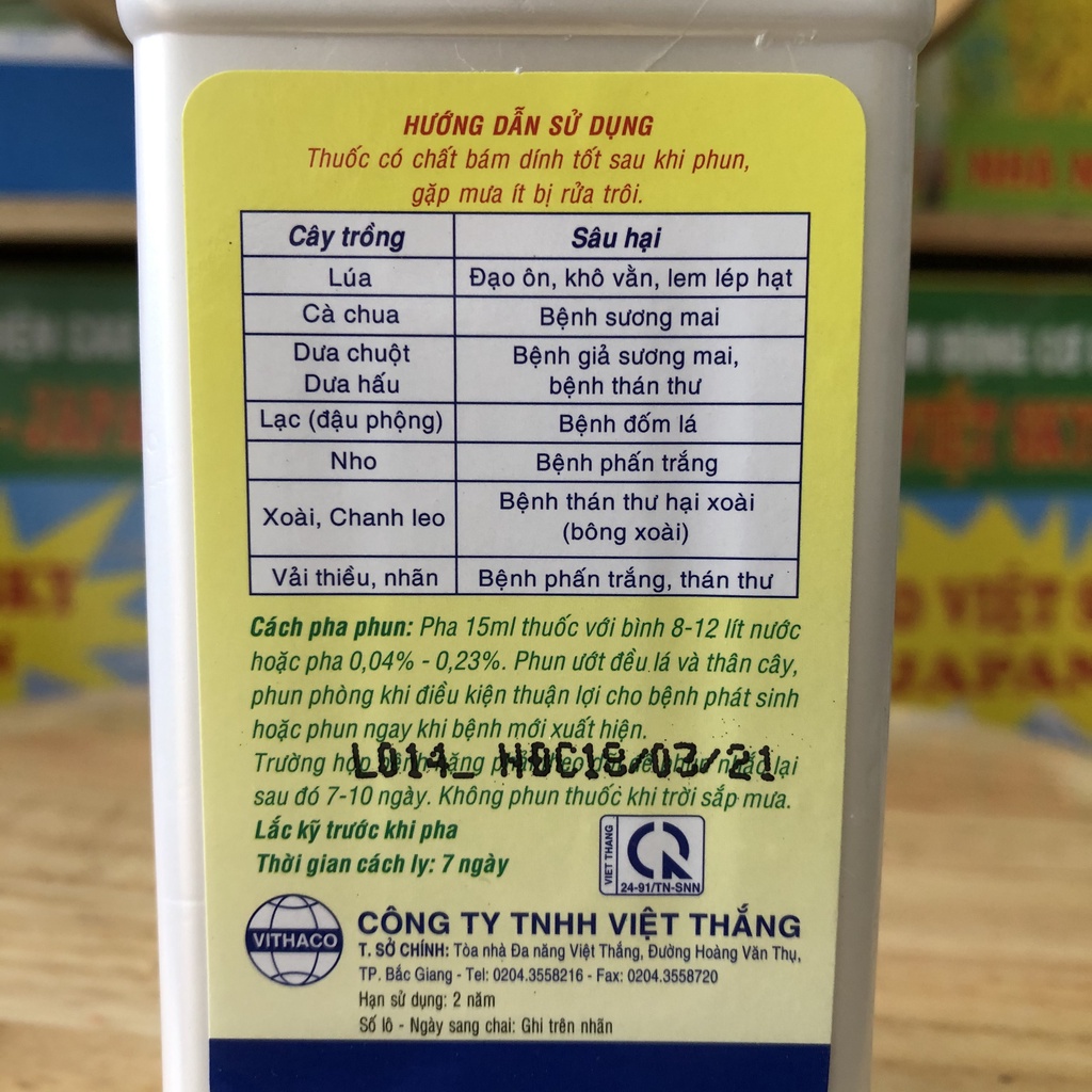 Chế phẩm trừ nấm bệnh cây trồng Daconil 500sc 240ml (Đạo ôn, khô vằn, sương mai, thán thư, phấn trắng, đốm lá)