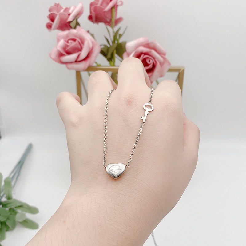 Dây Chuyền Mạ Vàng Hồng 18K Mặt Hình Trái Tim Sang Trọng Cho Nữ