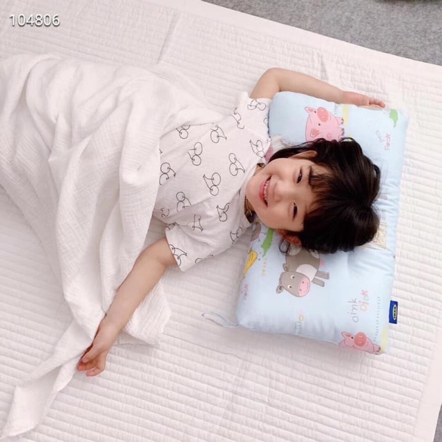 Gối ikea - chị Dung