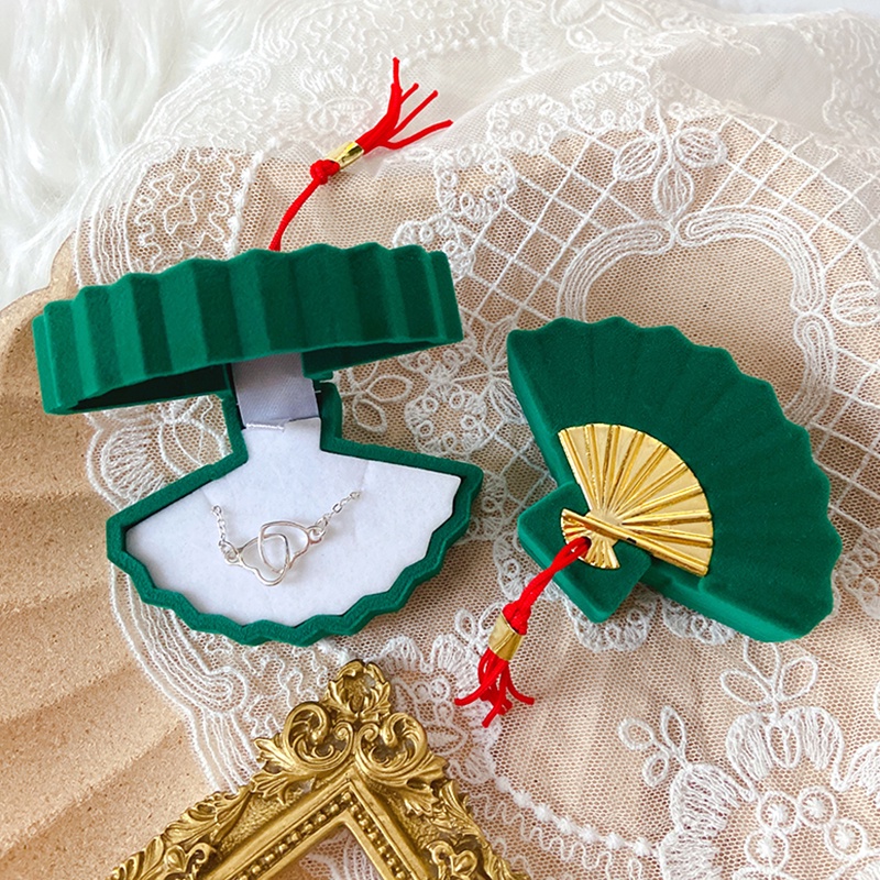 Hộp Đựng Trang Sức Hình Quạt Sáng Tạo