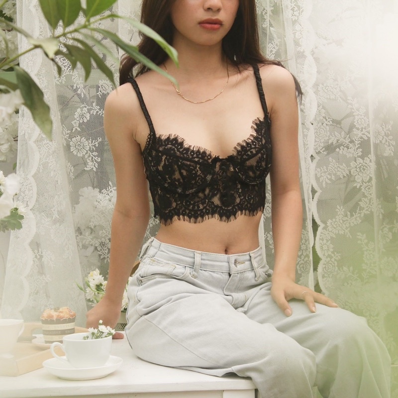 Corset ren mỏng cổ điển có gọng nâng ngực gợi cảm - Lilace.studio Thiết Kế | BigBuy360 - bigbuy360.vn