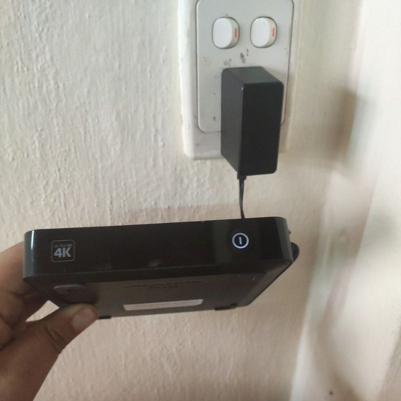 Thiết bị tivibox FPT TV 4K