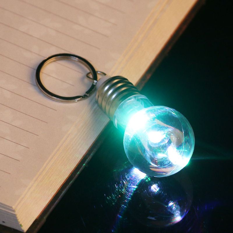 Móc Khóa Bóng Đèn LED Mini Thay Đổi Màu Sắc Sáng Tạo