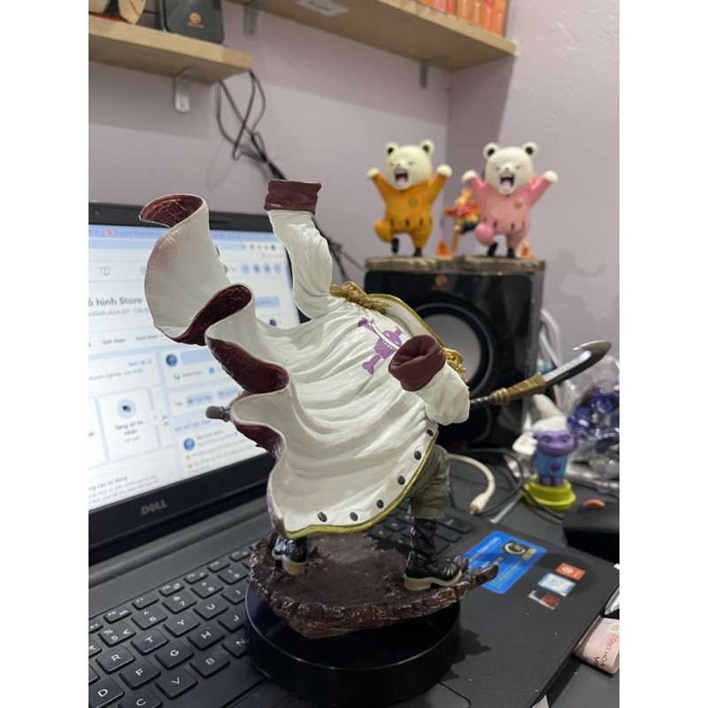 Mô hình Edward Newgate  Cao 24cm - OnePiece