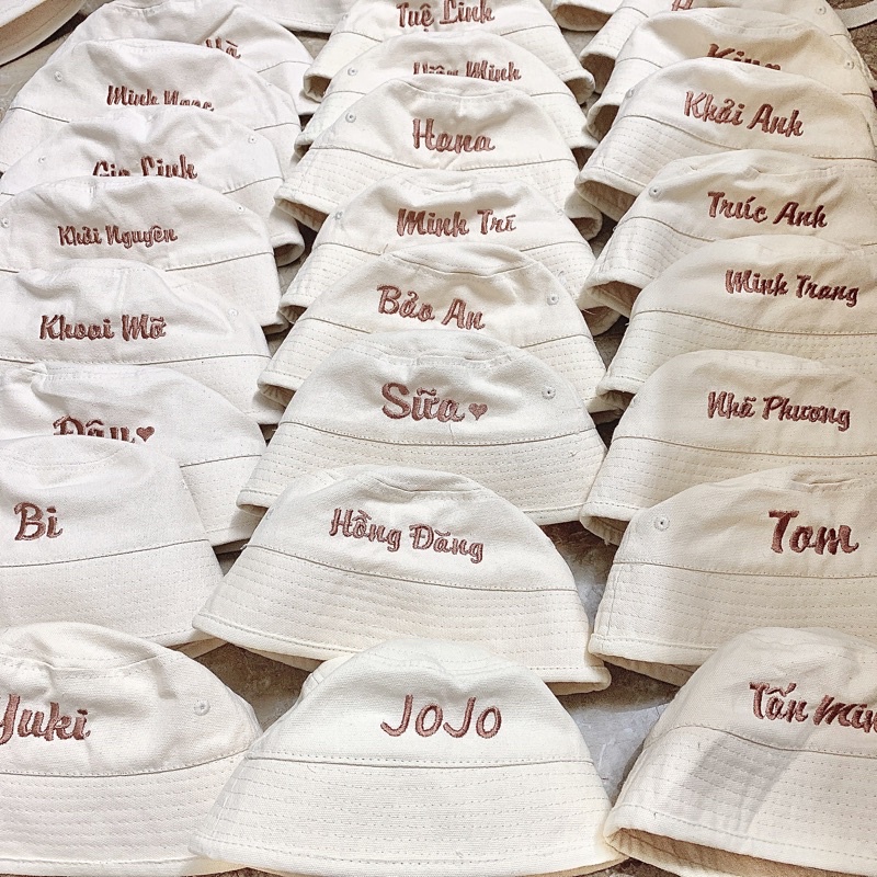 Mũ bucket kaki thêu tên cho bé