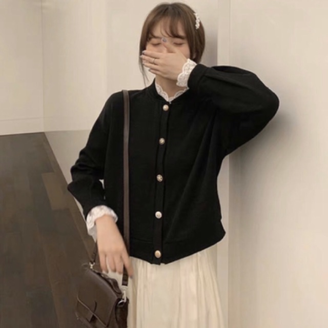 Áo khoác viền ren