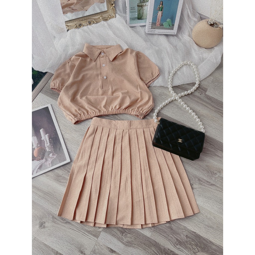 Áo Croptop Kết Hợp Cùng Chân Váy Dập Li Cực Kì Dễ Thương, Năng Động, Thiết Kế Tinh Tế, Chất Vải Thoải Mái Mềm Mịn | BigBuy360 - bigbuy360.vn