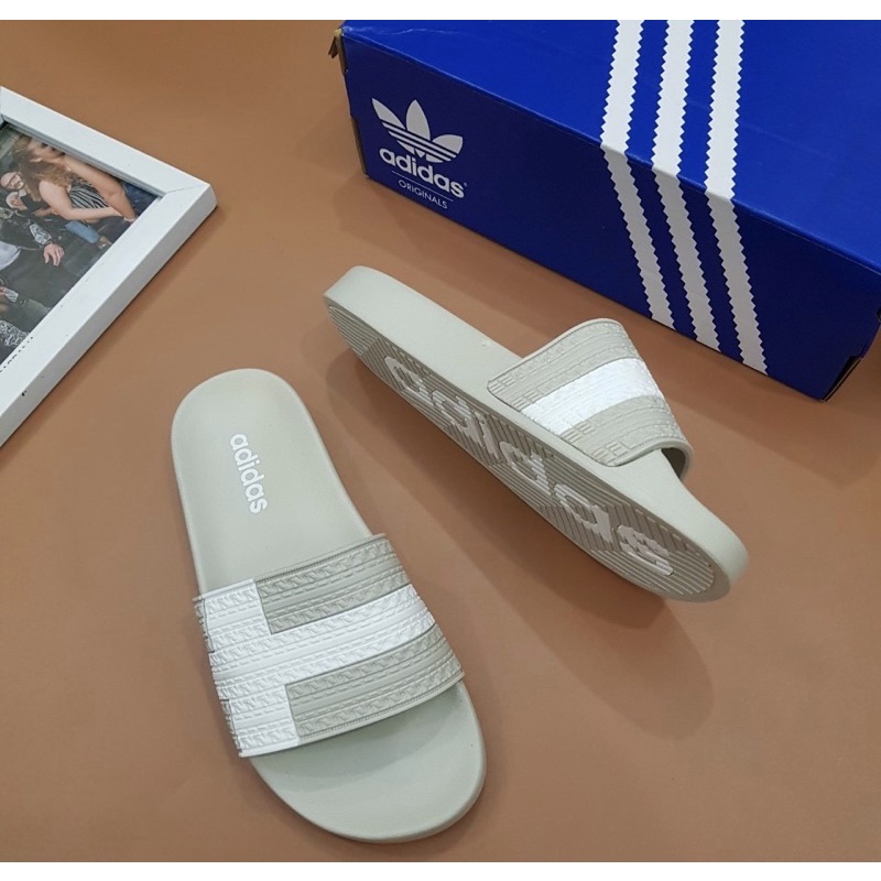 Dép thời trang quai ngang có hoạ tiết logo, Dép thể thao đế cao su phong cách hàn quốc btshop từ 38 đến 42