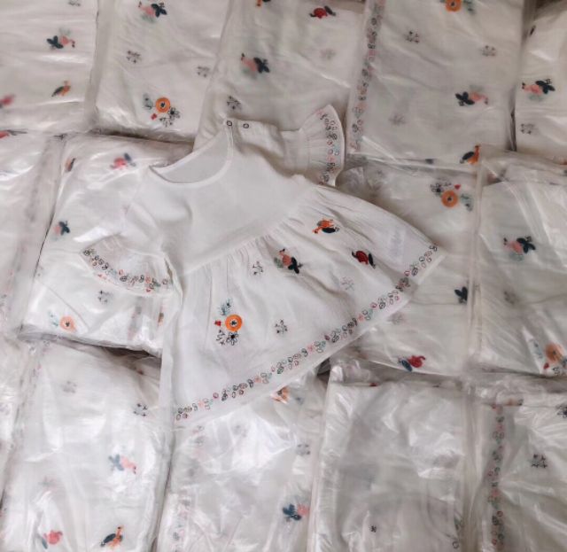 Áo váy cho bé gái