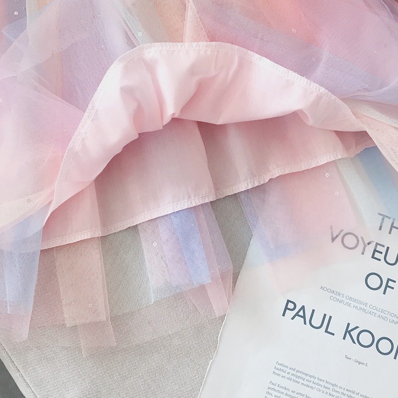 Đầm xòe công chúa hai dây màu cầu vồng cho bé