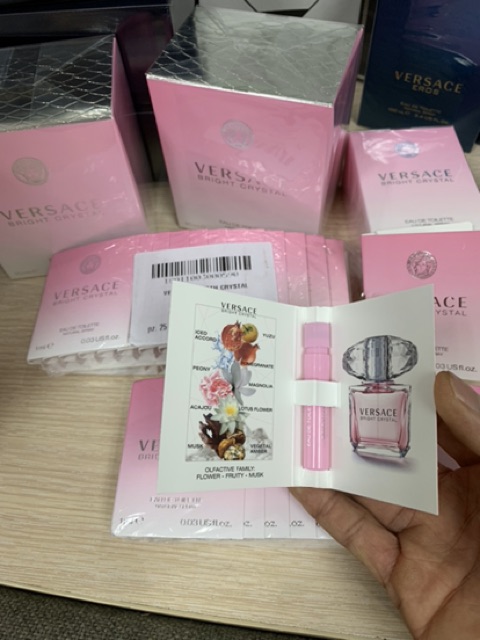 Nước hoa vials nữ versace bright 1ml