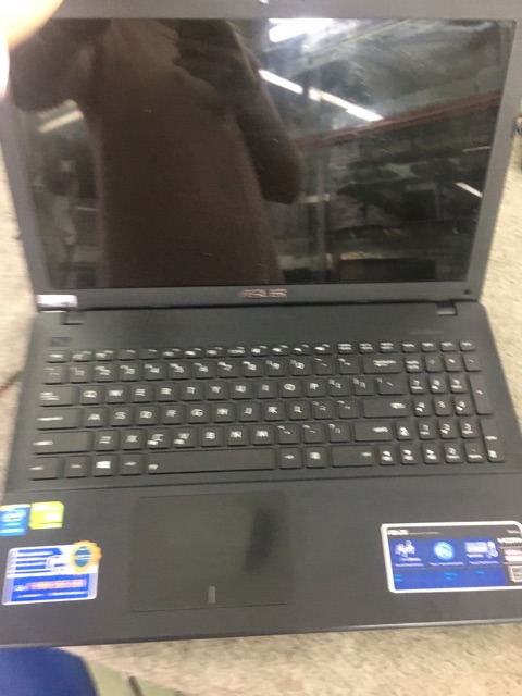 Asus x552 core i3 4010 ram 4gb o cứng 500gb VGA RỜI 820M | BigBuy360 - bigbuy360.vn