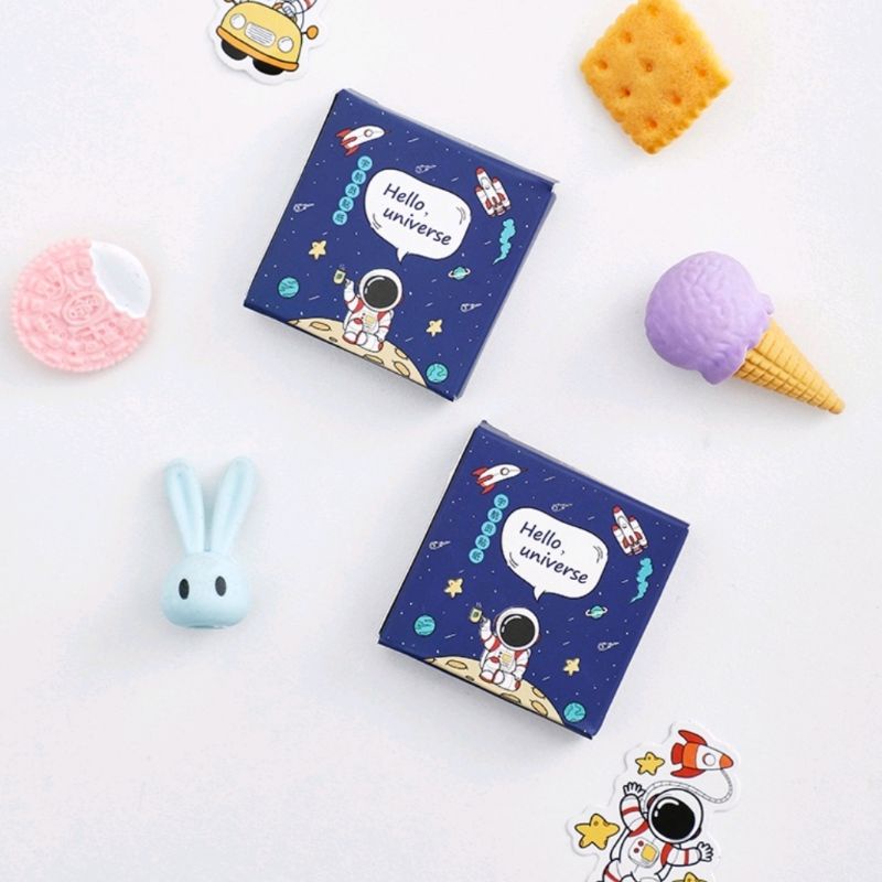 Hộp 45 sticker Phi Hành Gia vũ trụ