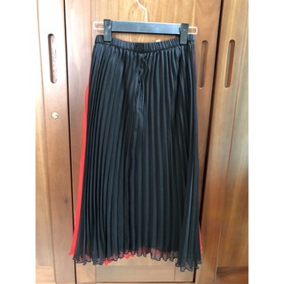 chân váy xếp li H&M authenic