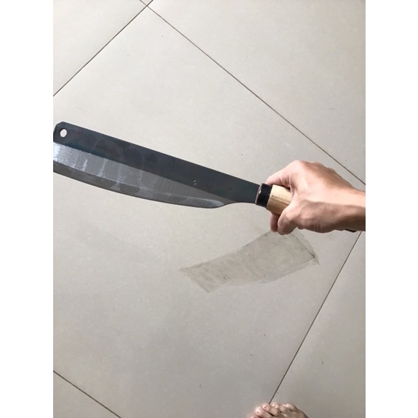 Dao chặt gà, dao thái thịt sắc bén cầm chắc tay