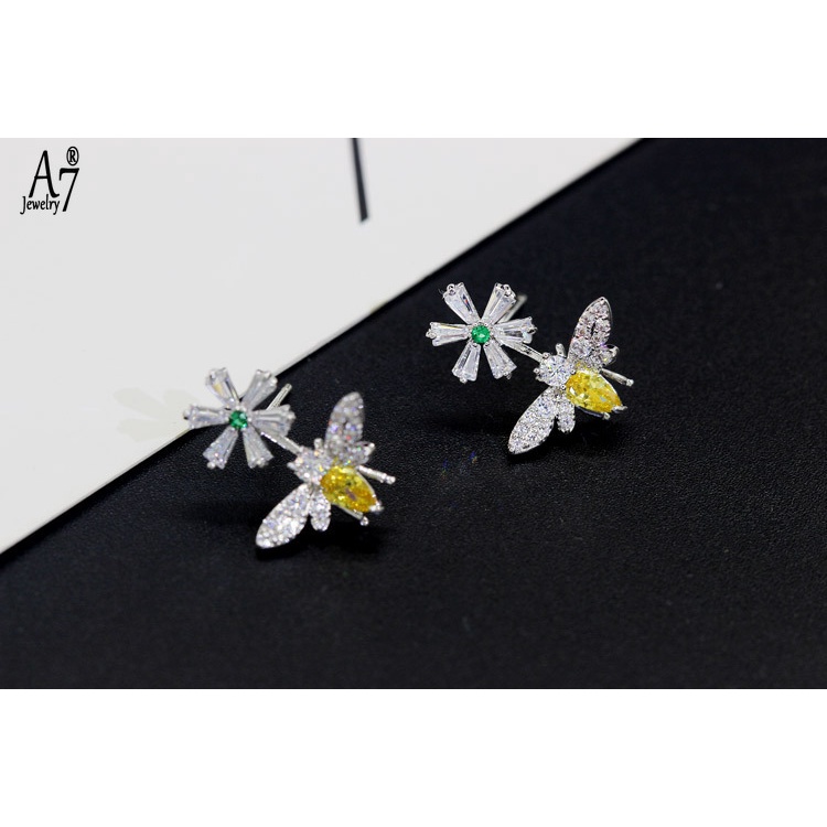 Đôi khuyên tai hình chú ong đính đá thời trang cho nữ