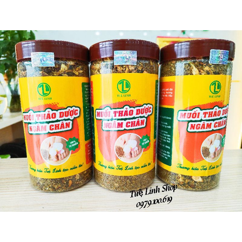 Muối thảo dược ngâm chân Tuệ Linh hũ lớn 1kg