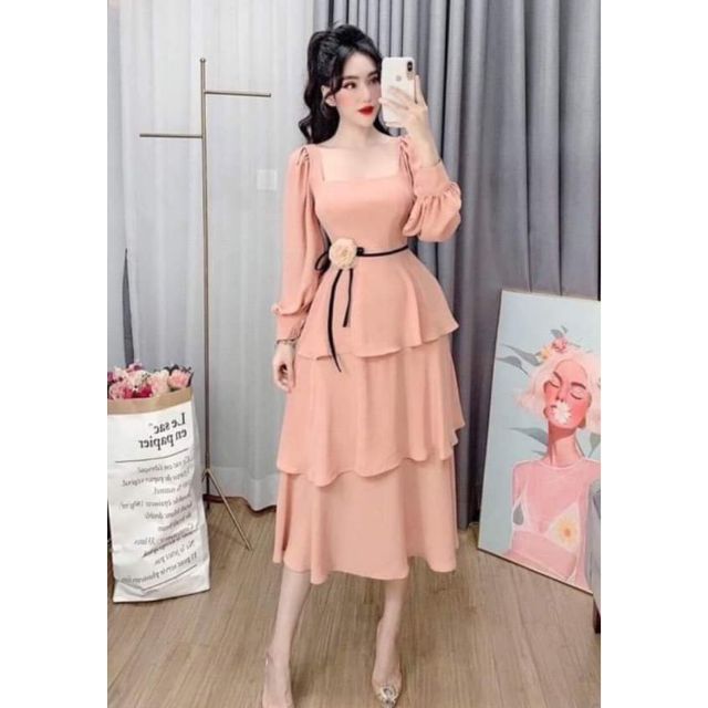 Đầm tằng nơ