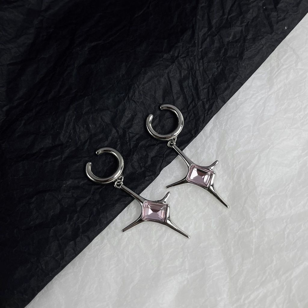 Khuyên Kẹp Vành Tai Hình Thánh Giá Đính Đá Hồng Phong Cách punk Đường Phố Cá Tính