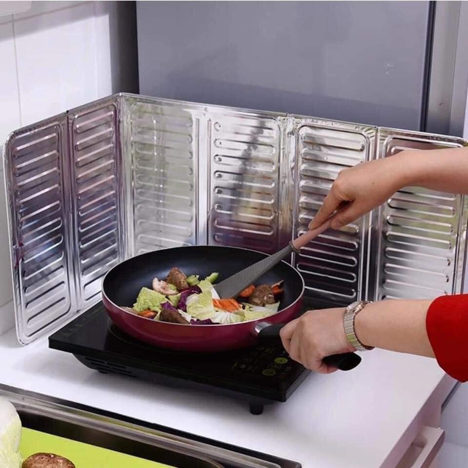 Combo 02 tấm chắn dầu mỡ bếp gas, chắn nóng cho nhà bếp hàng nhập khẩu cao cấp