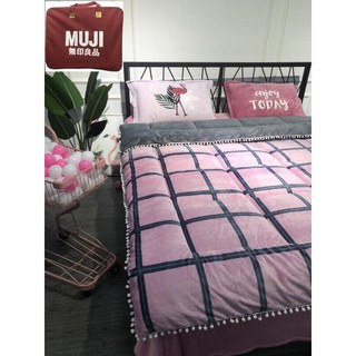 CHĂN LÔNG CỪU MUJI